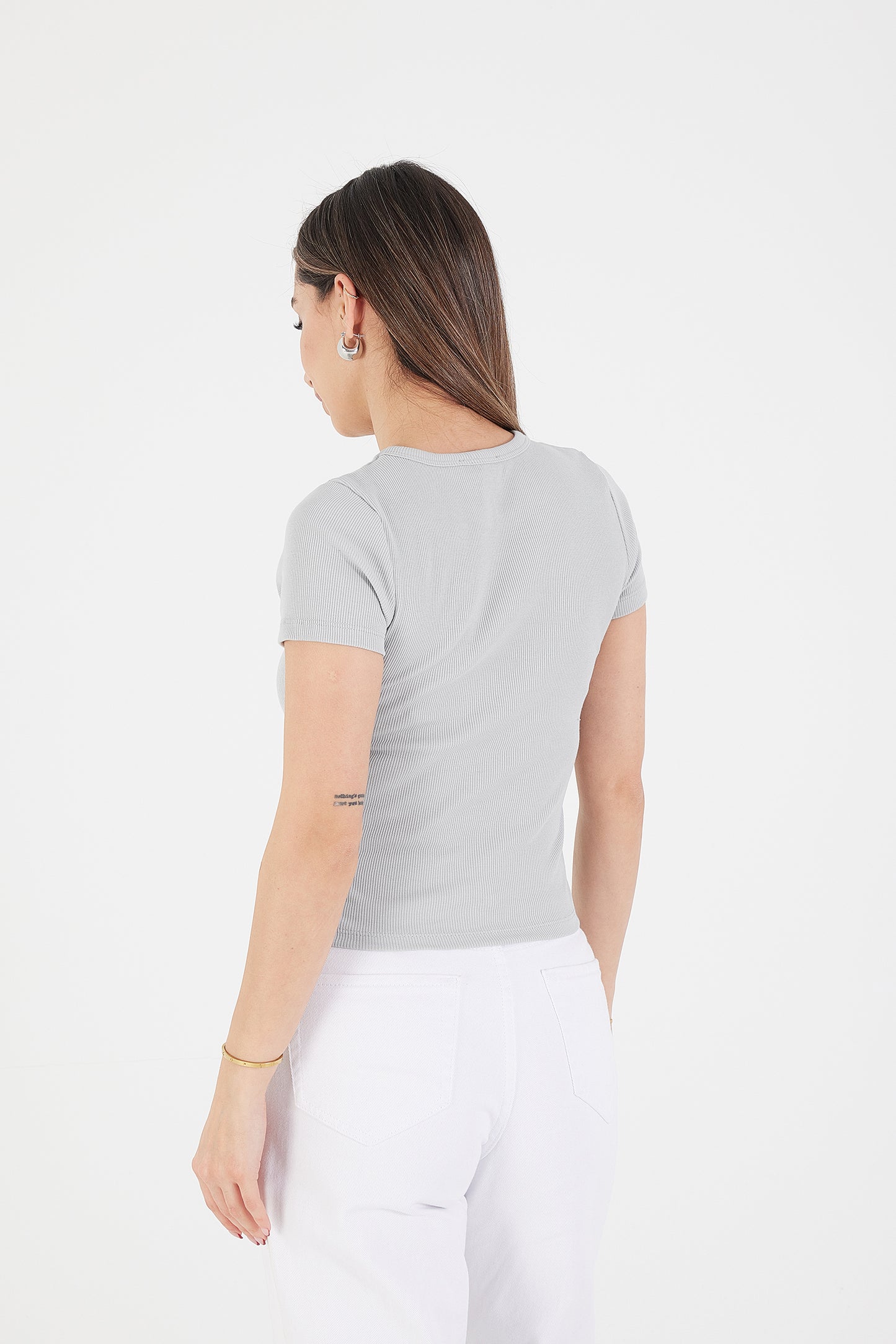 New-Grey_Round-Neck-Basic-T-shirt-addax