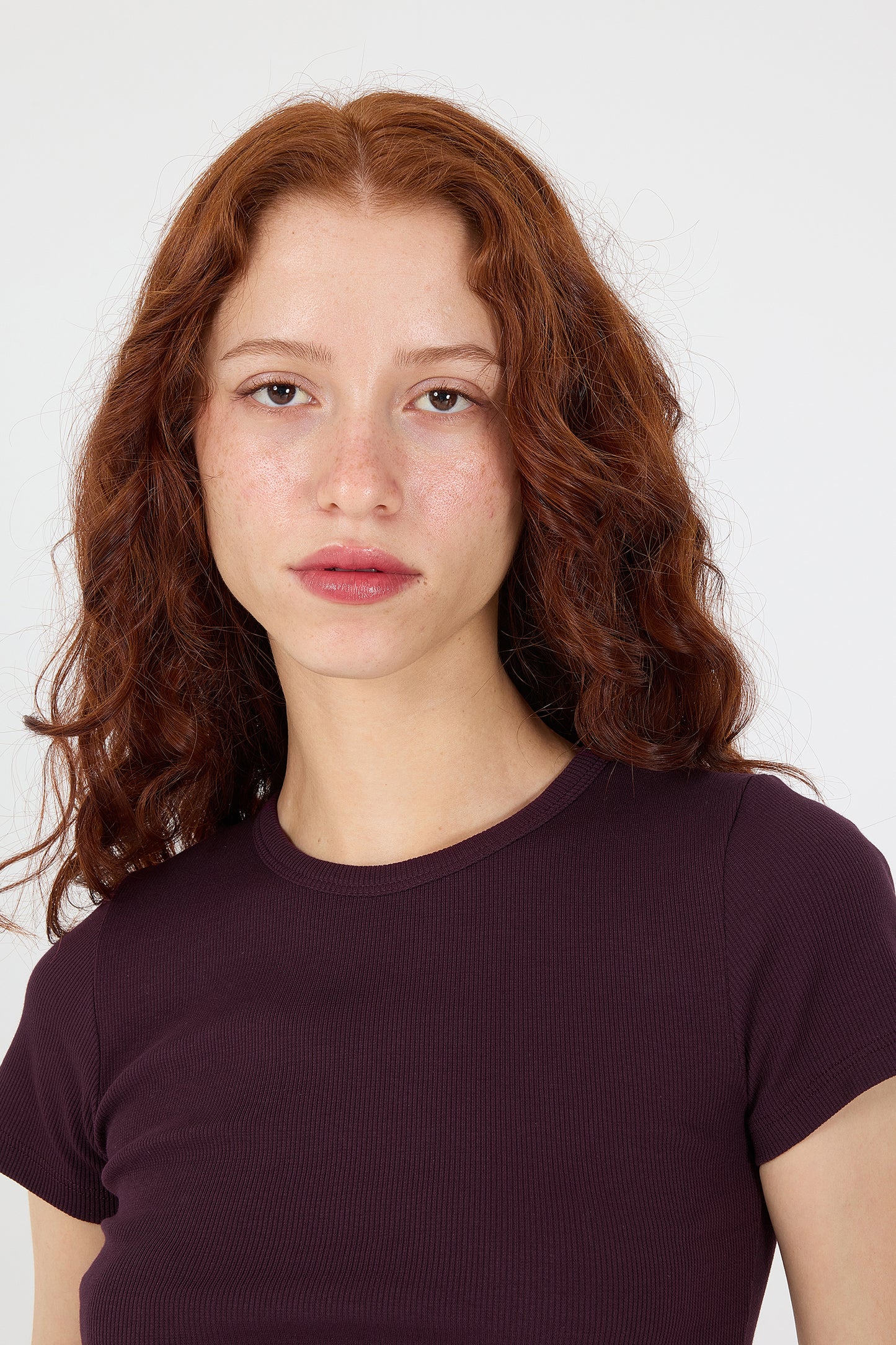 Gardenia_Round-Neck-Basic-T-shirt-addax