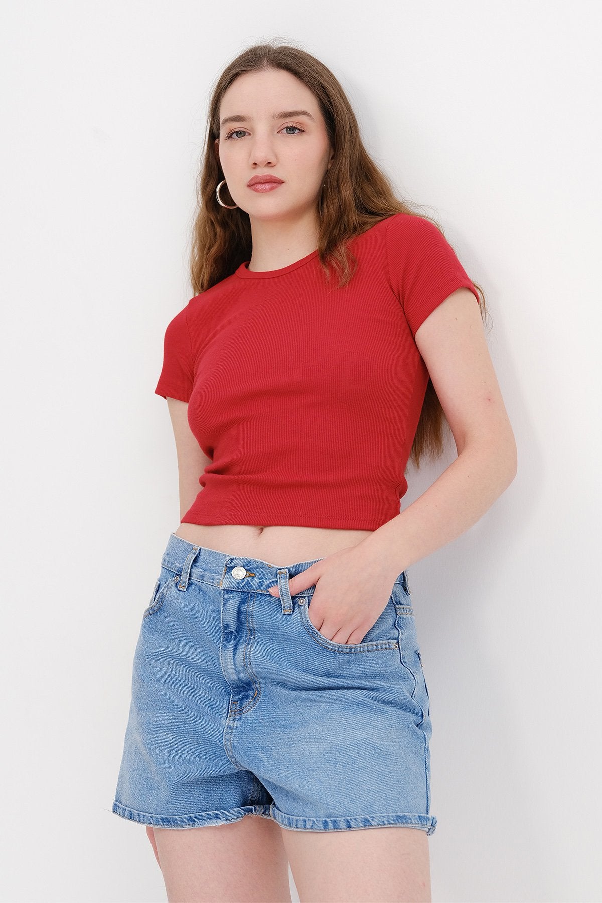 Bright-Red_Round-Neck-Basic-T-shirt-addax