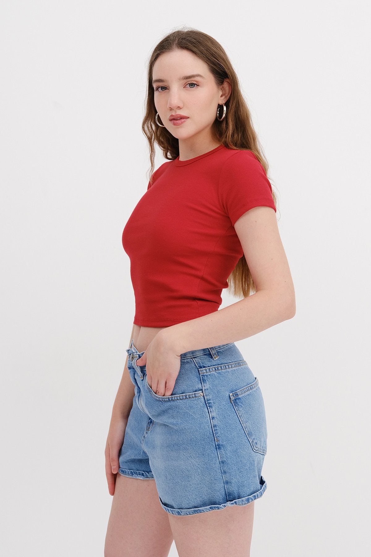 Bright-Red_Round-Neck-Basic-T-shirt-addax