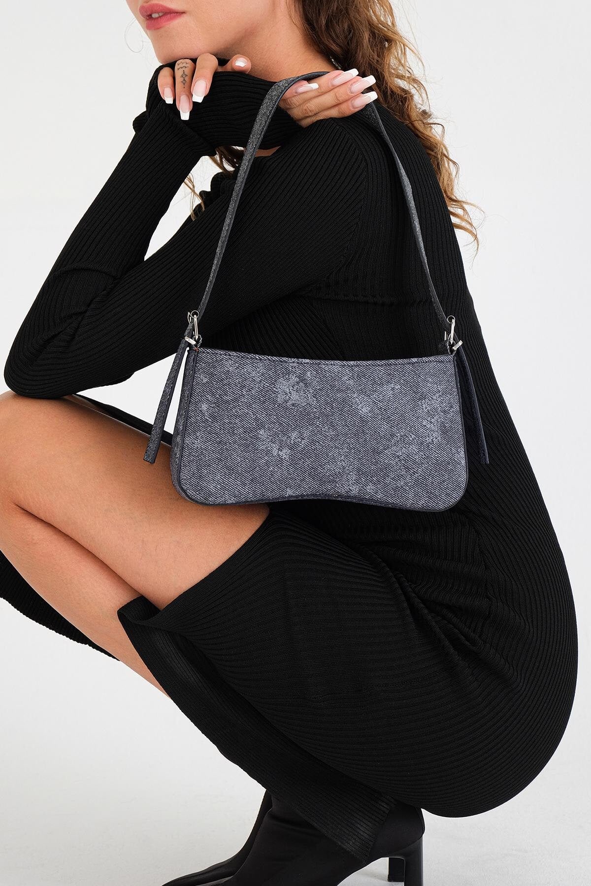 Charcoal_Zip-Up-Shoulder-Bag-addax