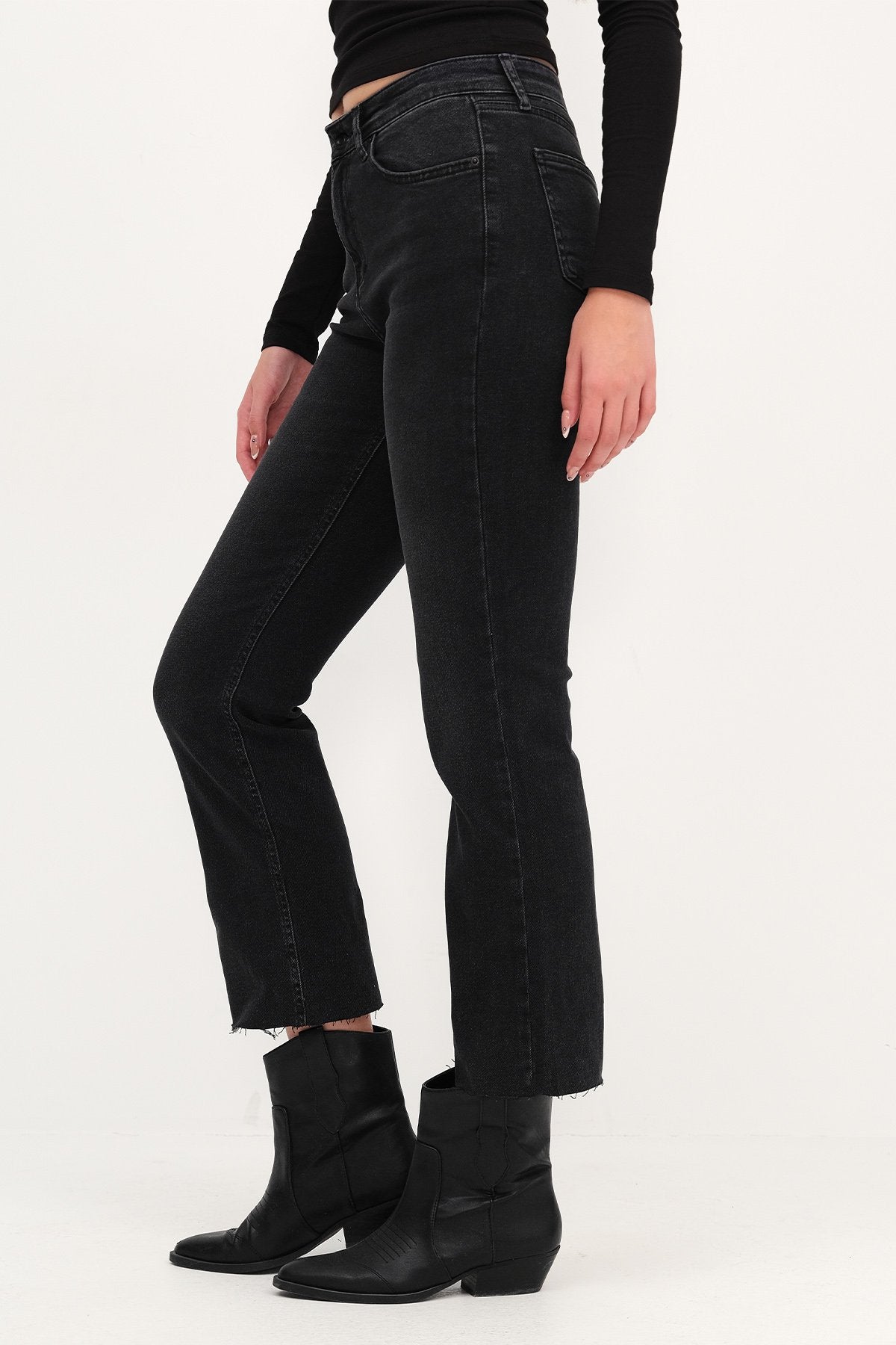 Lead-Grey_Mom-Jeans-addax