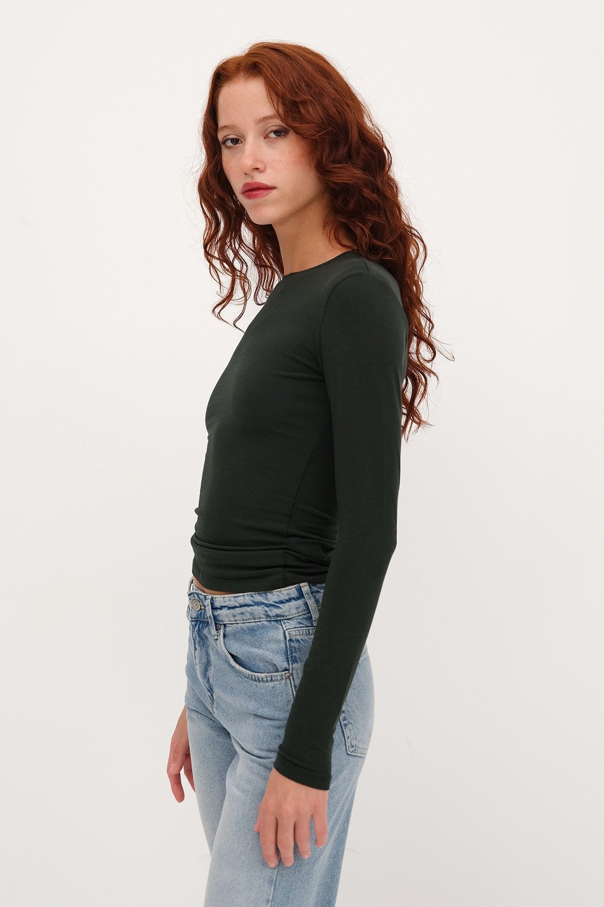 Emerald_Round-Neck-Basic-Blouse-addax