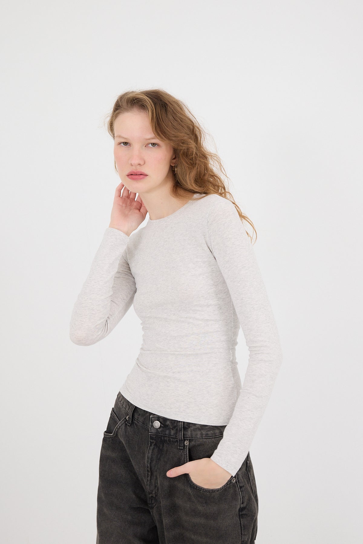Snow-Melange_Round-Neck-Basic-Blouse-addax