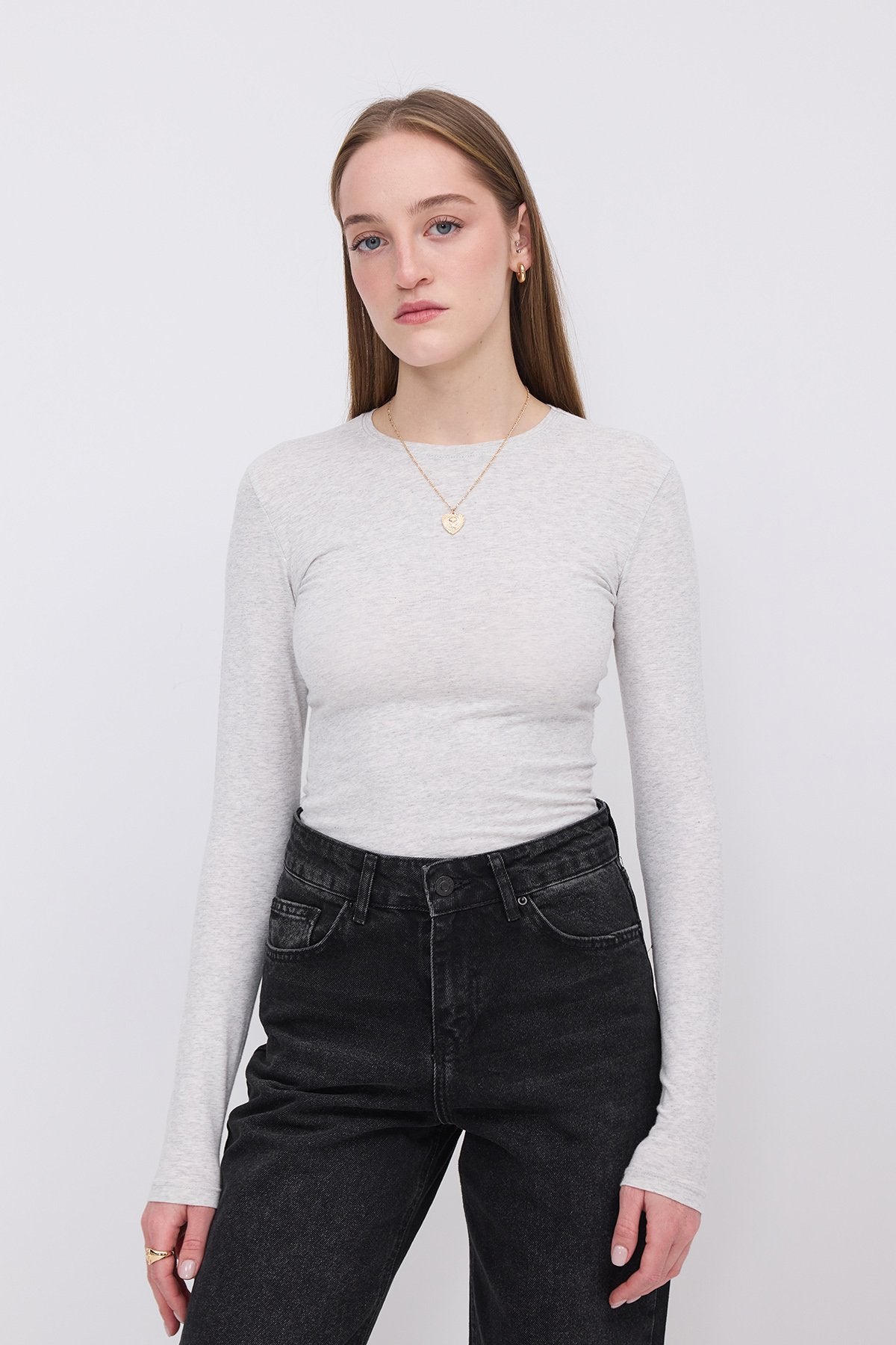 Snow-Melange_Round-Neck-Basic-Blouse-addax