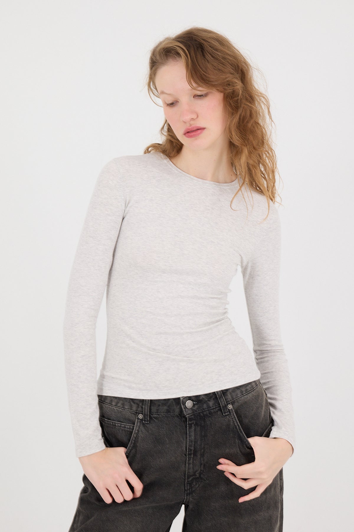 Snow-Melange_Round-Neck-Basic-Blouse-addax