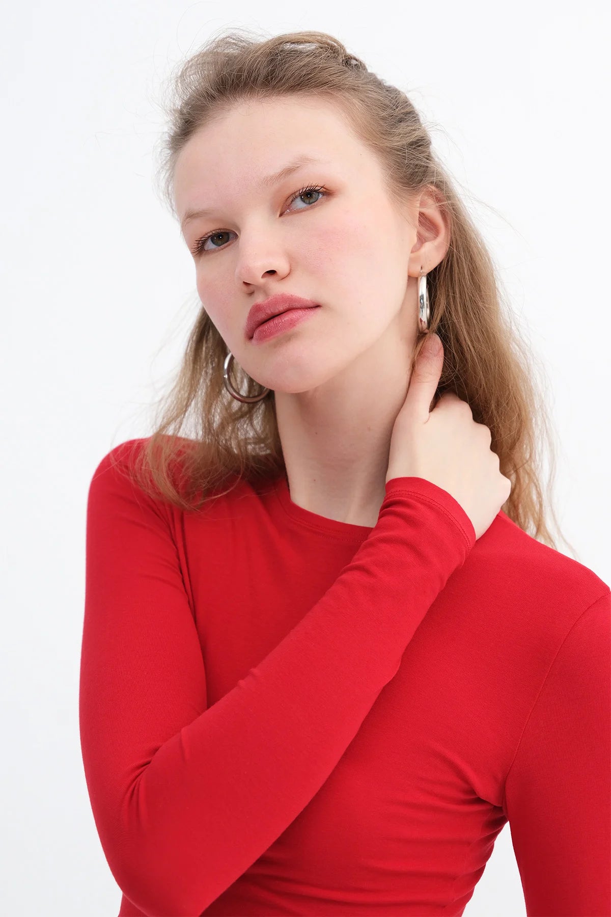 Bright-Red_Round-Neck-Basic-Blouse-addax