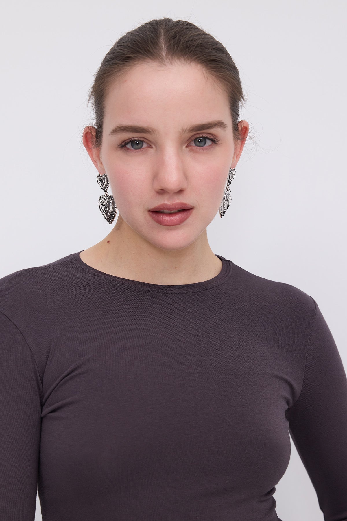 Soft-Brown_Round-Neck-Basic-Blouse-addax