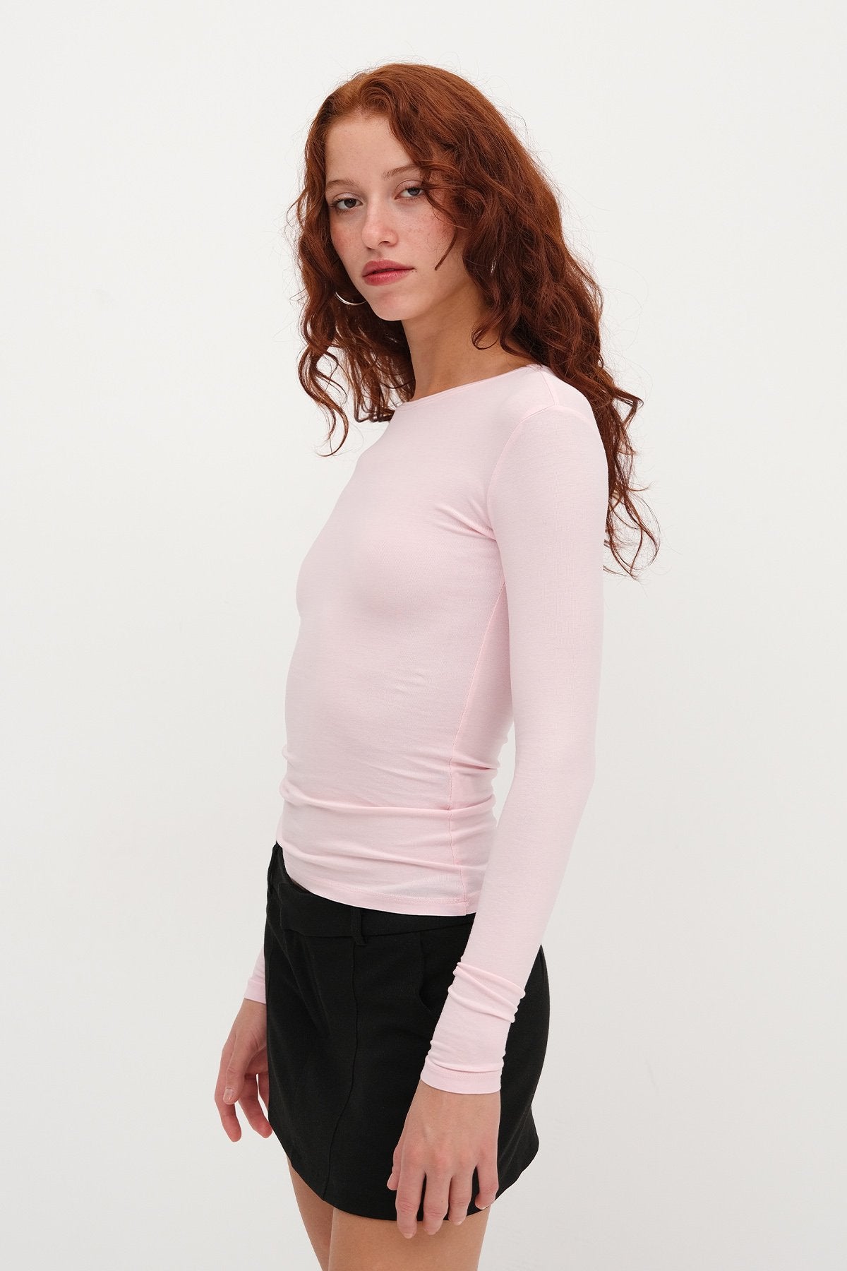 Lotus_Round-Neck-Basic-Blouse-addax