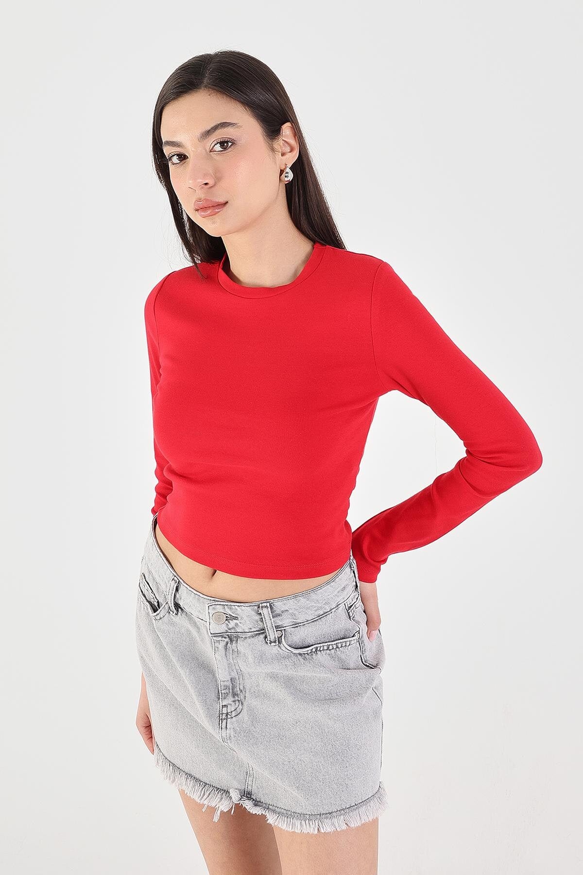 Red_Round-Neck-Basic-Crop-Blouse-addax