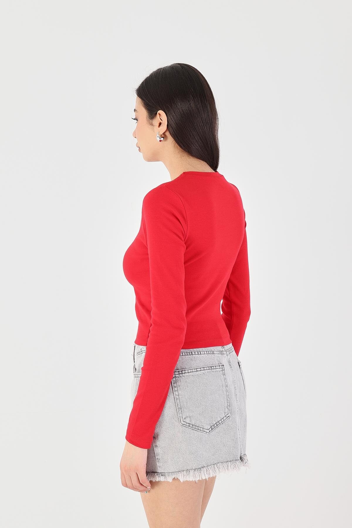 Red_Round-Neck-Basic-Crop-Blouse-addax