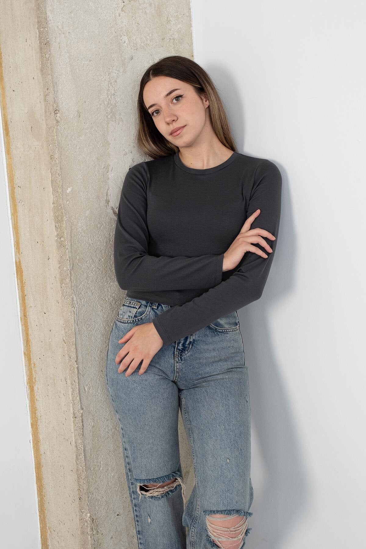 Charcoal_Round-Neck-Basic-Crop-Blouse-addax