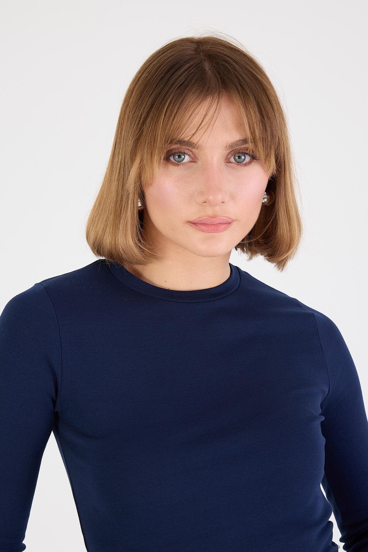 Night-Blue_Round-Neck-Basic-Crop-Blouse-addax