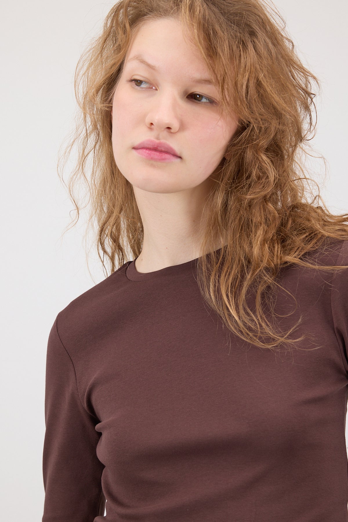 Round Neck Basic Crop Blouse