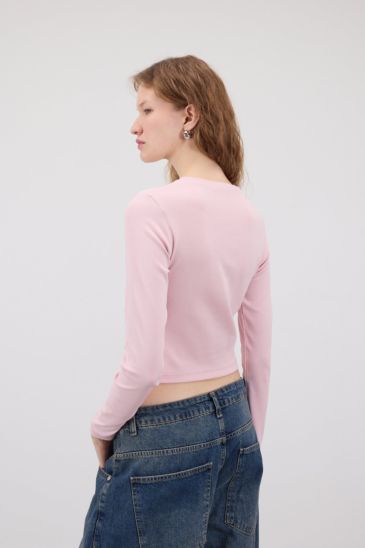 Rose_Round-Neck-Basic-Crop-Blouse-addax
