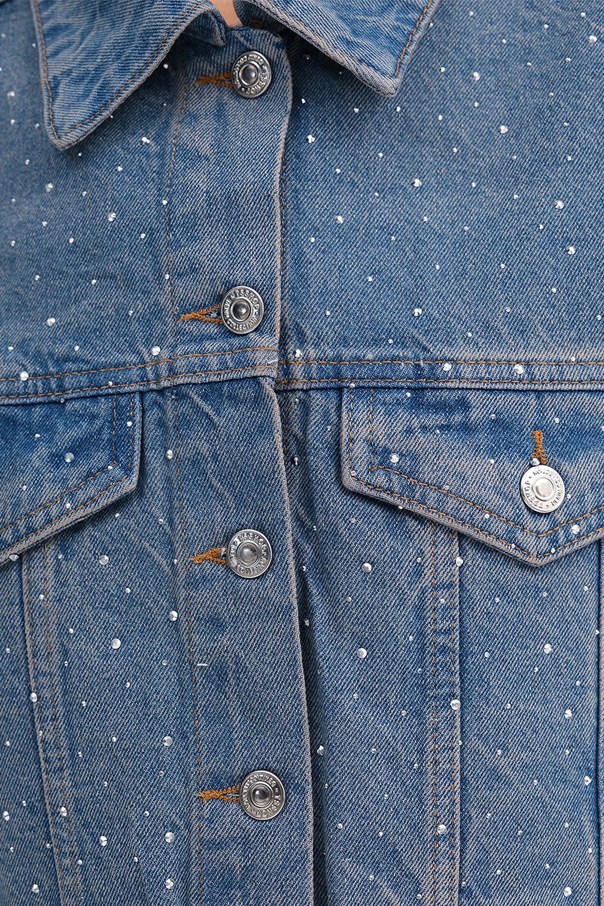 Light-Tint_Stone-Detail-Cropped-Denim-Jacket-addax