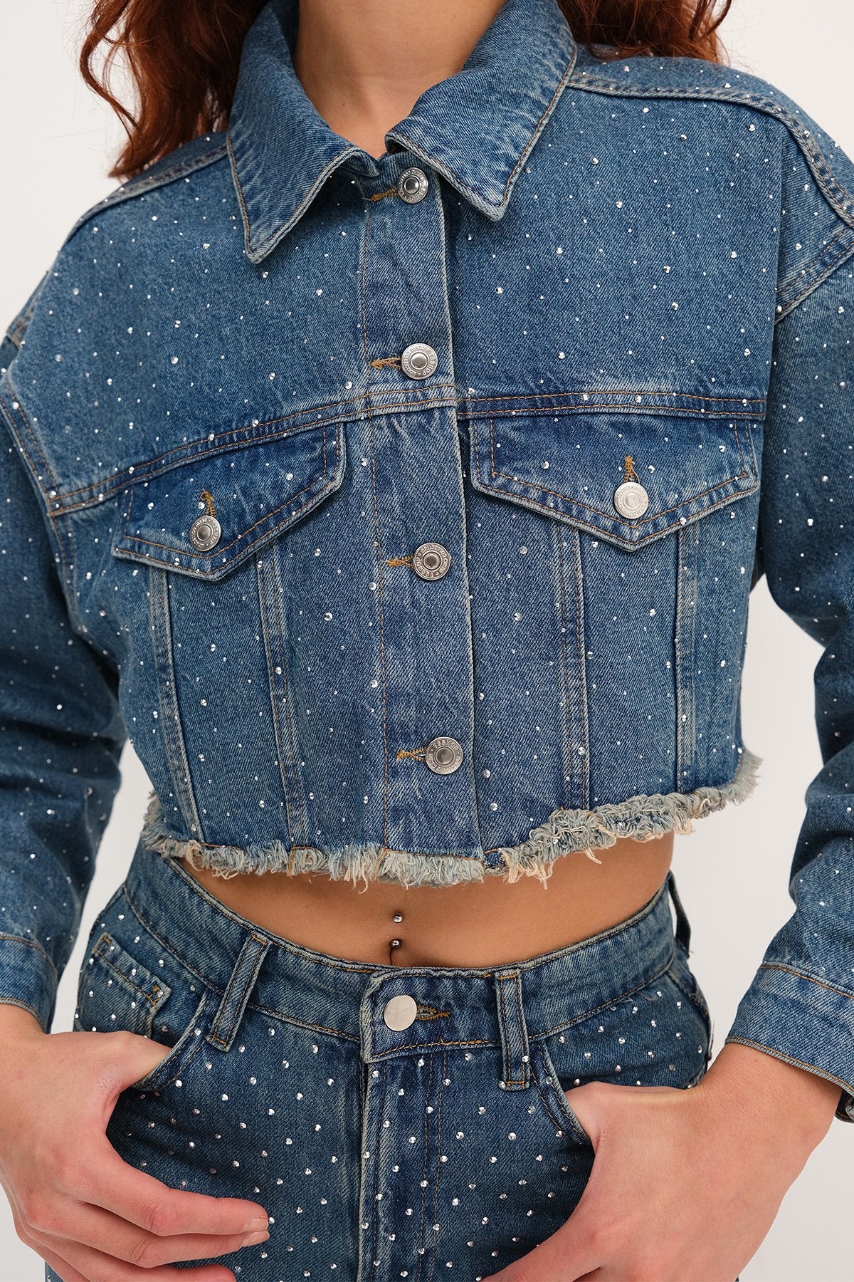 Tint_Stone-Detail-Cropped-Denim-Jacket-addax