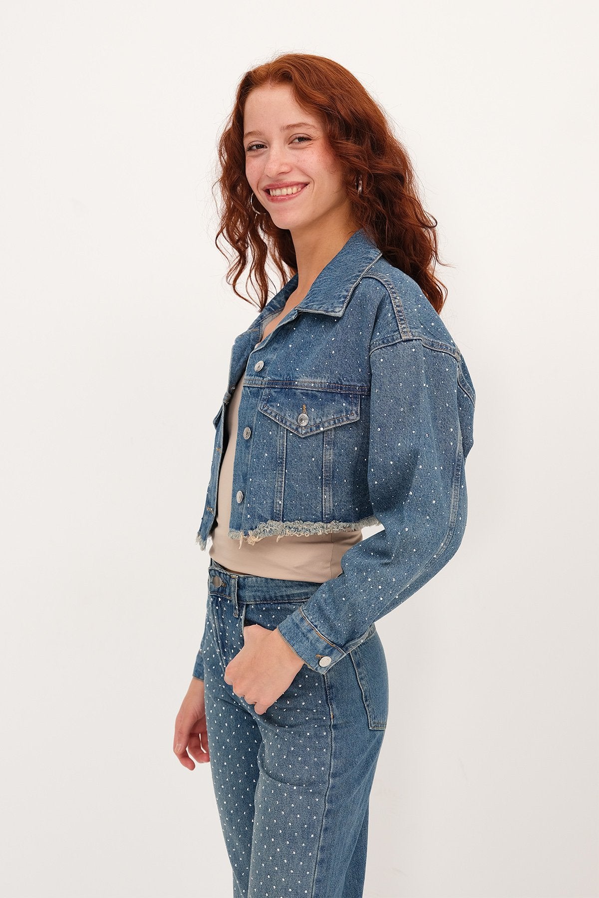 Tint_Stone-Detail-Cropped-Denim-Jacket-addax