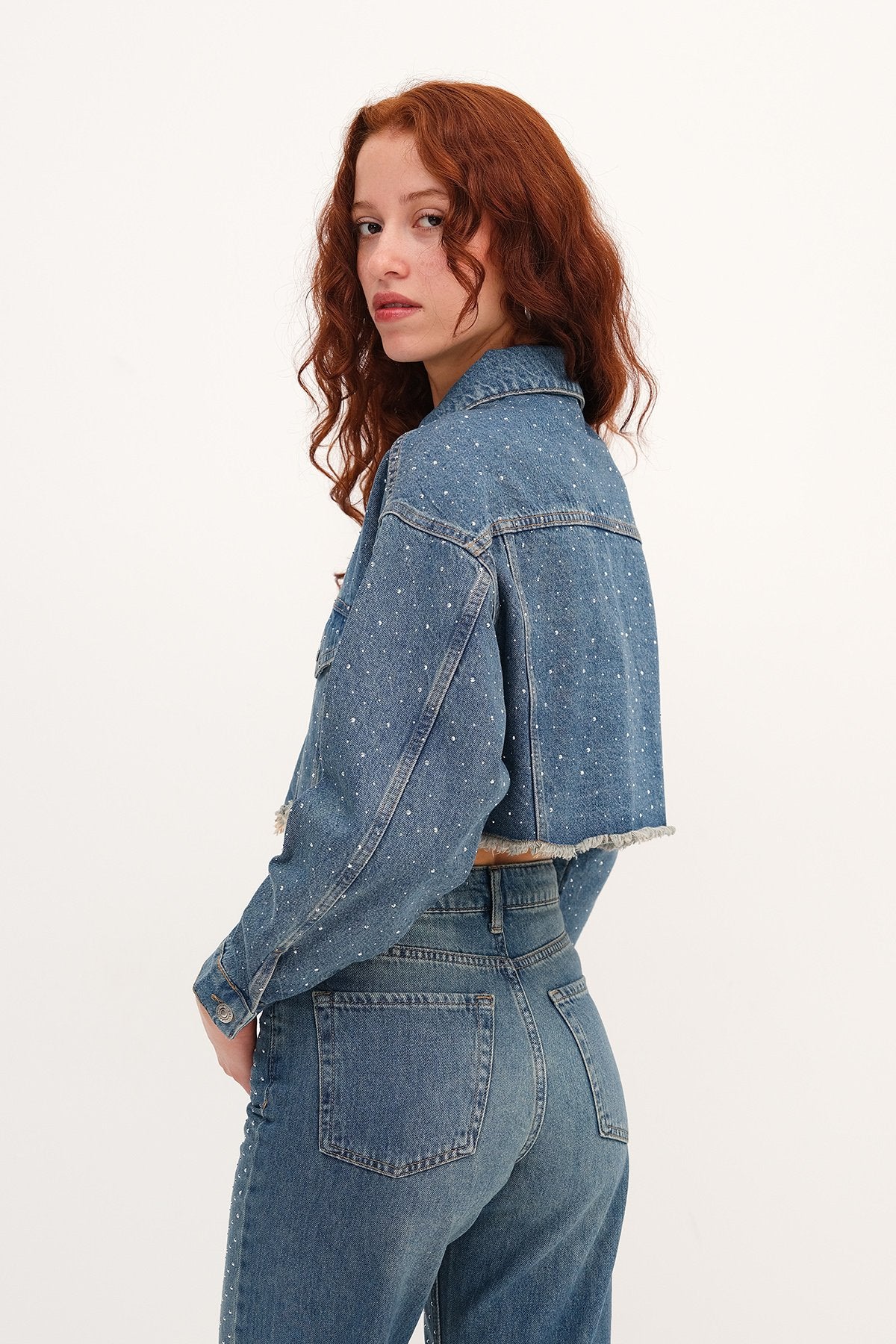 Tint_Stone-Detail-Cropped-Denim-Jacket-addax