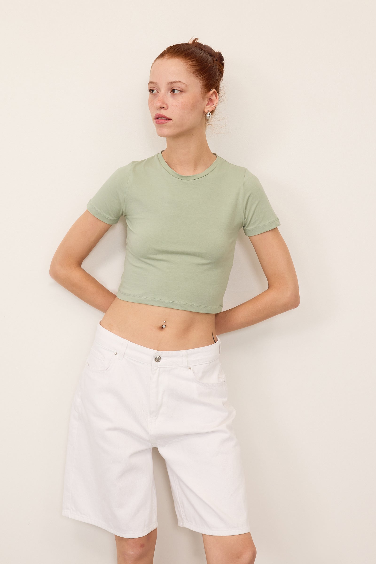 Waterfall_Round-Neck-Basic-Crop-T-Shirt-addax