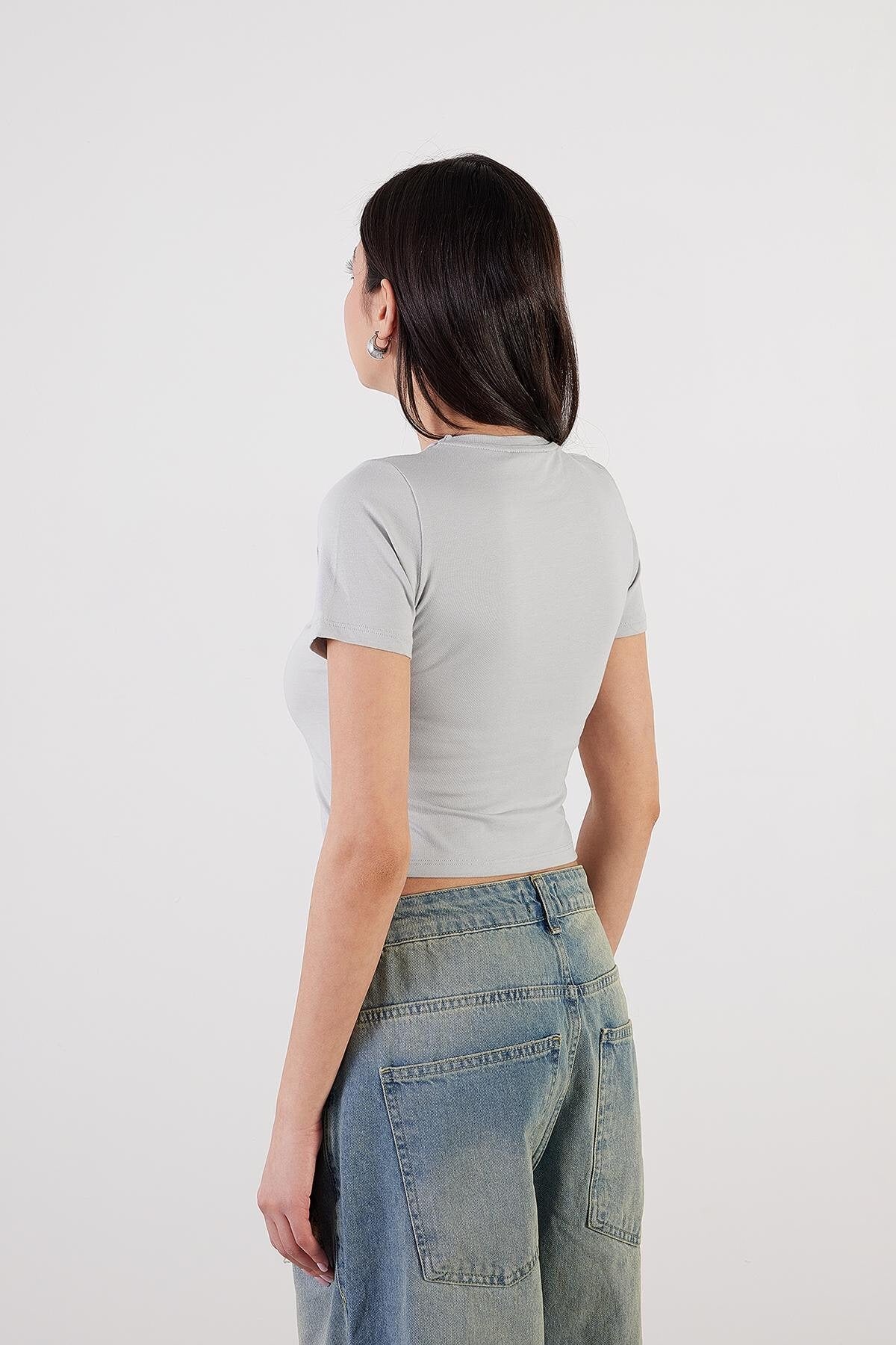 New-Grey_Round-Neck-Basic-Crop-T-Shirt-addax