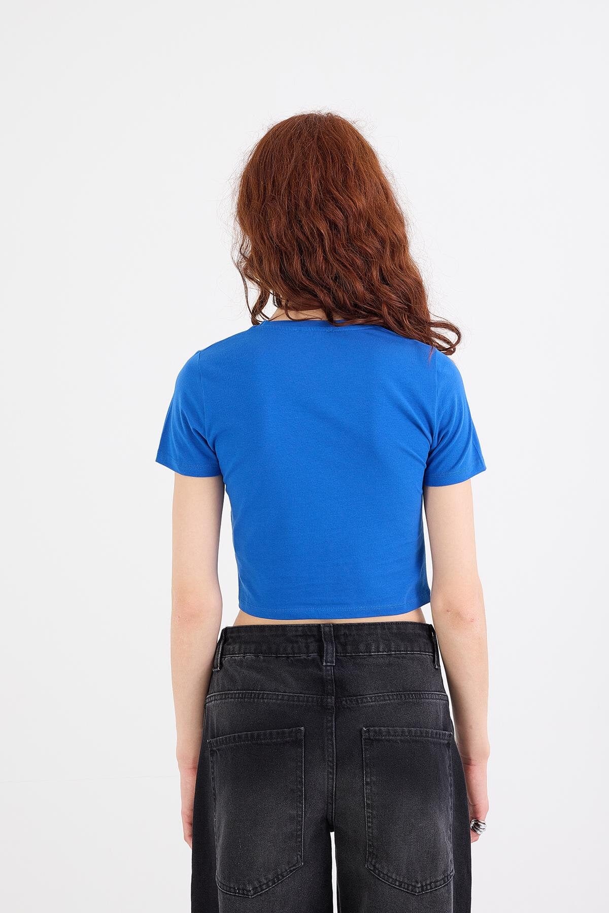 Sky-Blue_Round-Neck-Basic-Crop-T-Shirt-addax