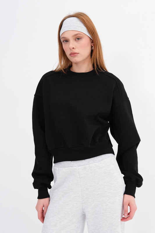 Black_Brushed-Crew-Neck-Basic-Sweatshirt-addax