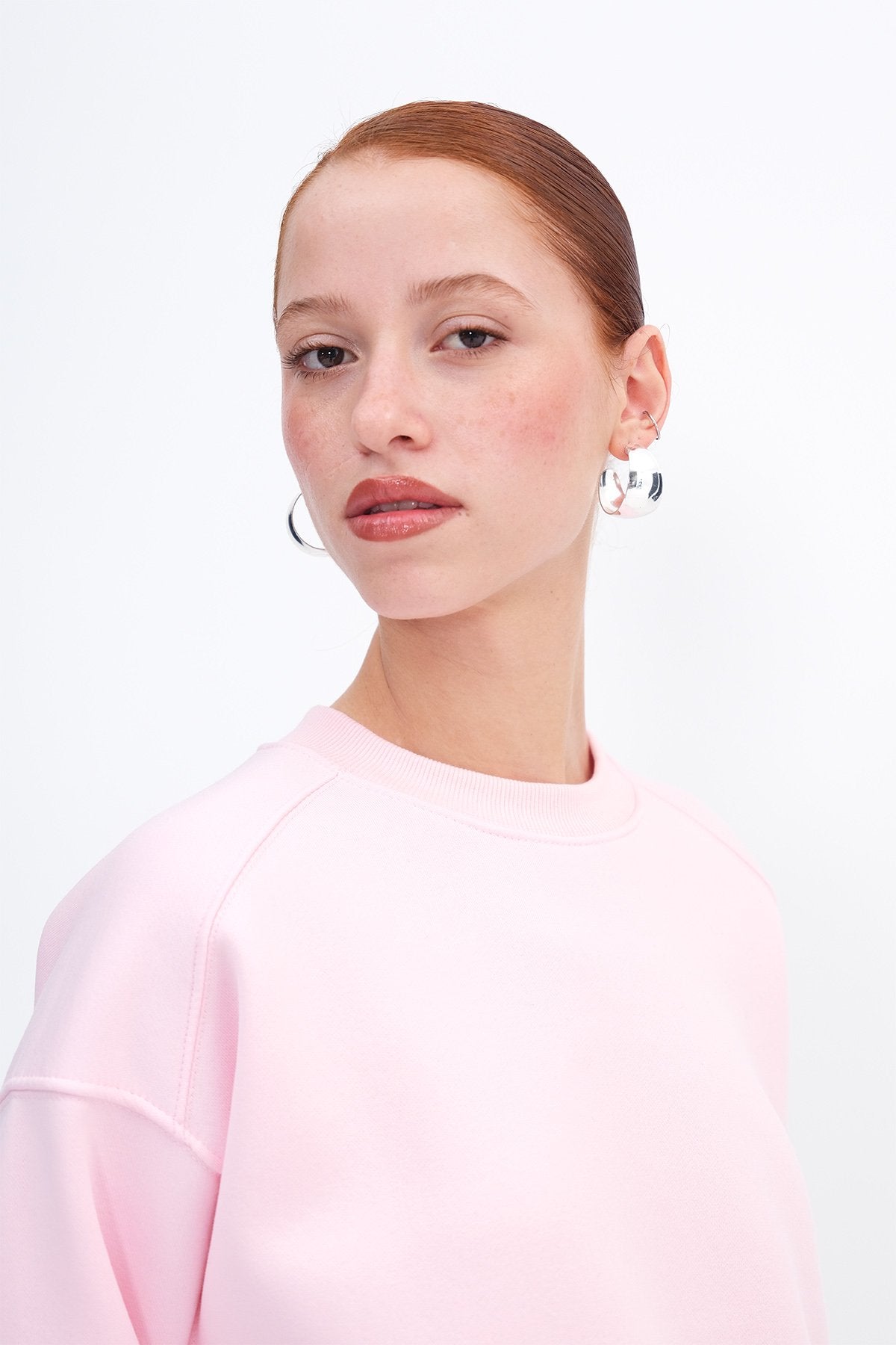 Pink_Brushed-Crew-Neck-Basic-Sweatshirt-addax