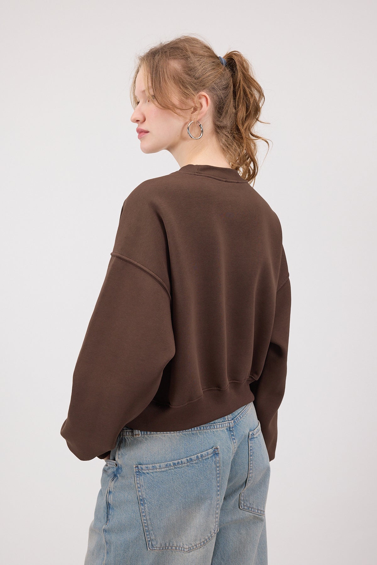 Brown_Brushed-Crew-Neck-Basic-Sweatshirt-addax