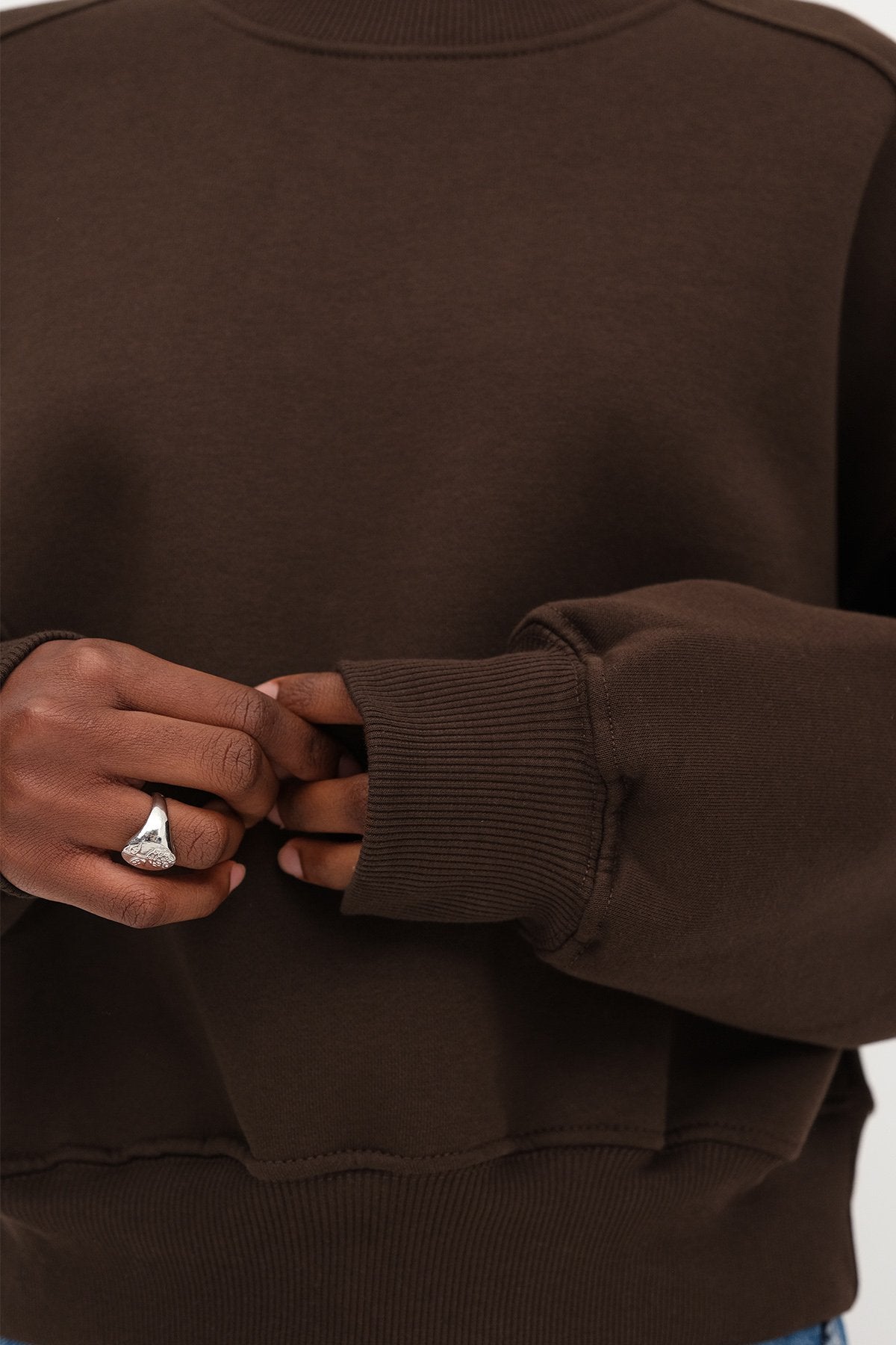 Dark-Brown_Brushed-Crew-Neck-Basic-Sweatshirt-addax