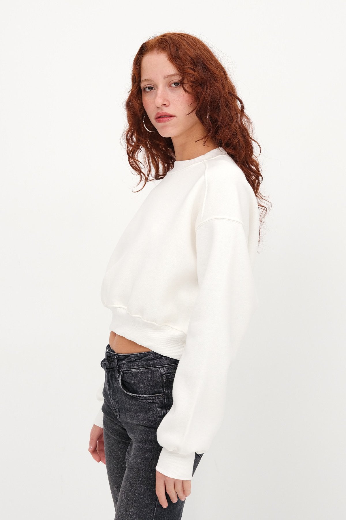 Ecru_Brushed-Crew-Neck-Basic-Sweatshirt-addax