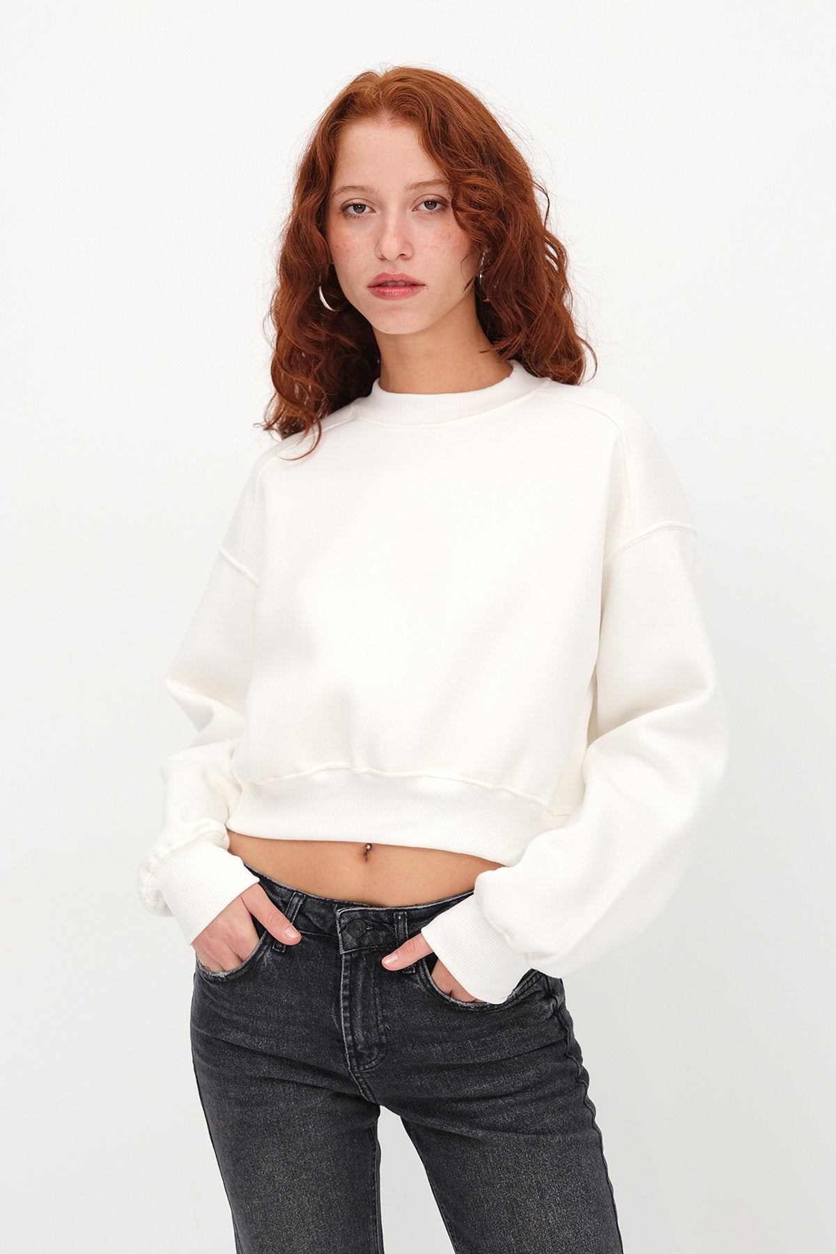 Ecru_Brushed-Crew-Neck-Basic-Sweatshirt-addax