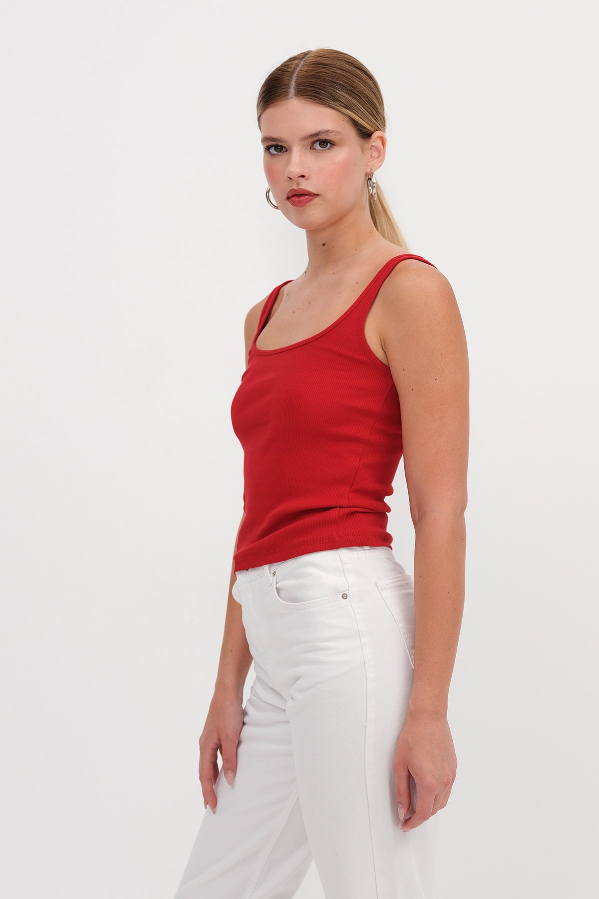 Bright-Red_U-Neck-Basic-Top-addax