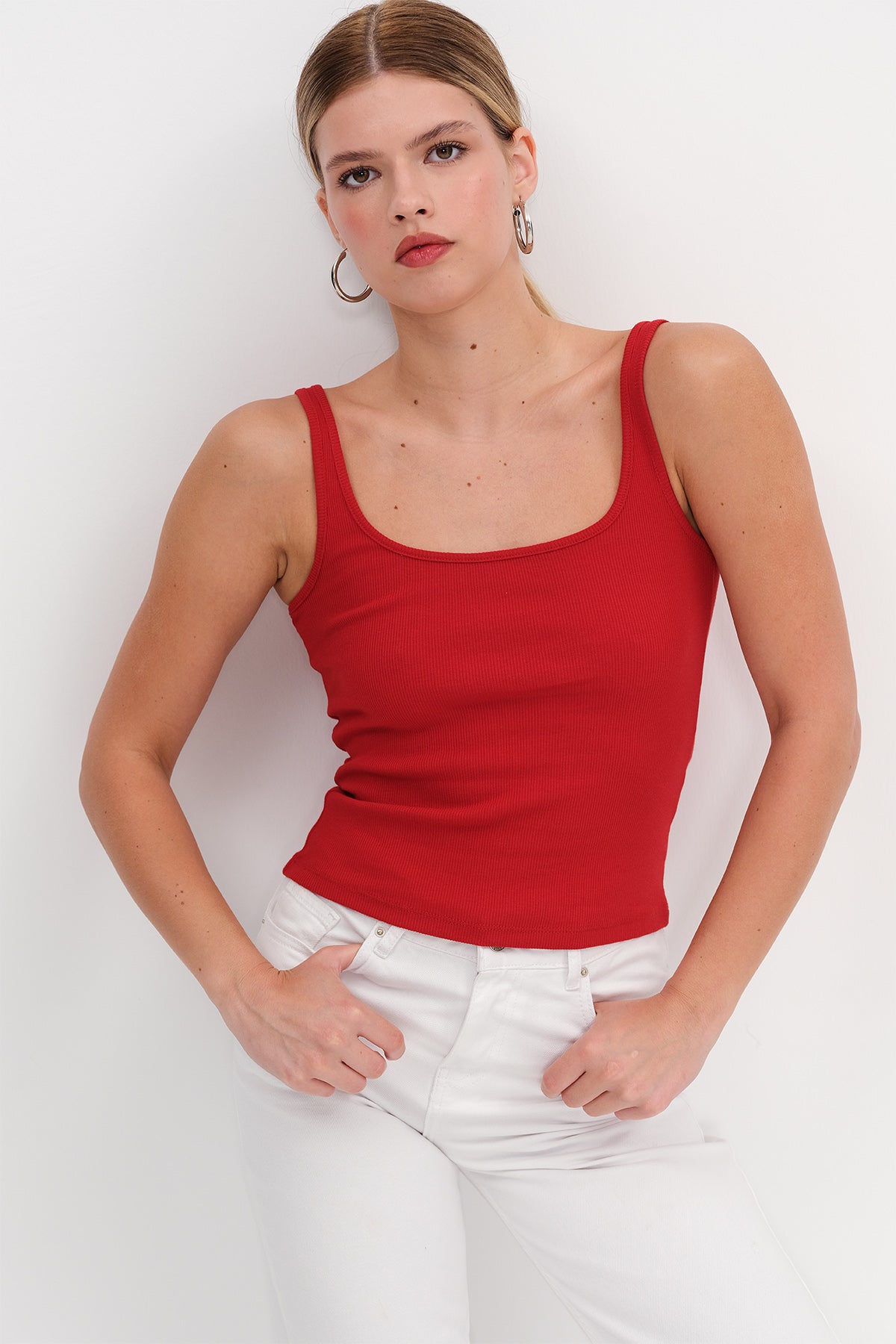 Bright-Red_U-Neck-Basic-Top-addax