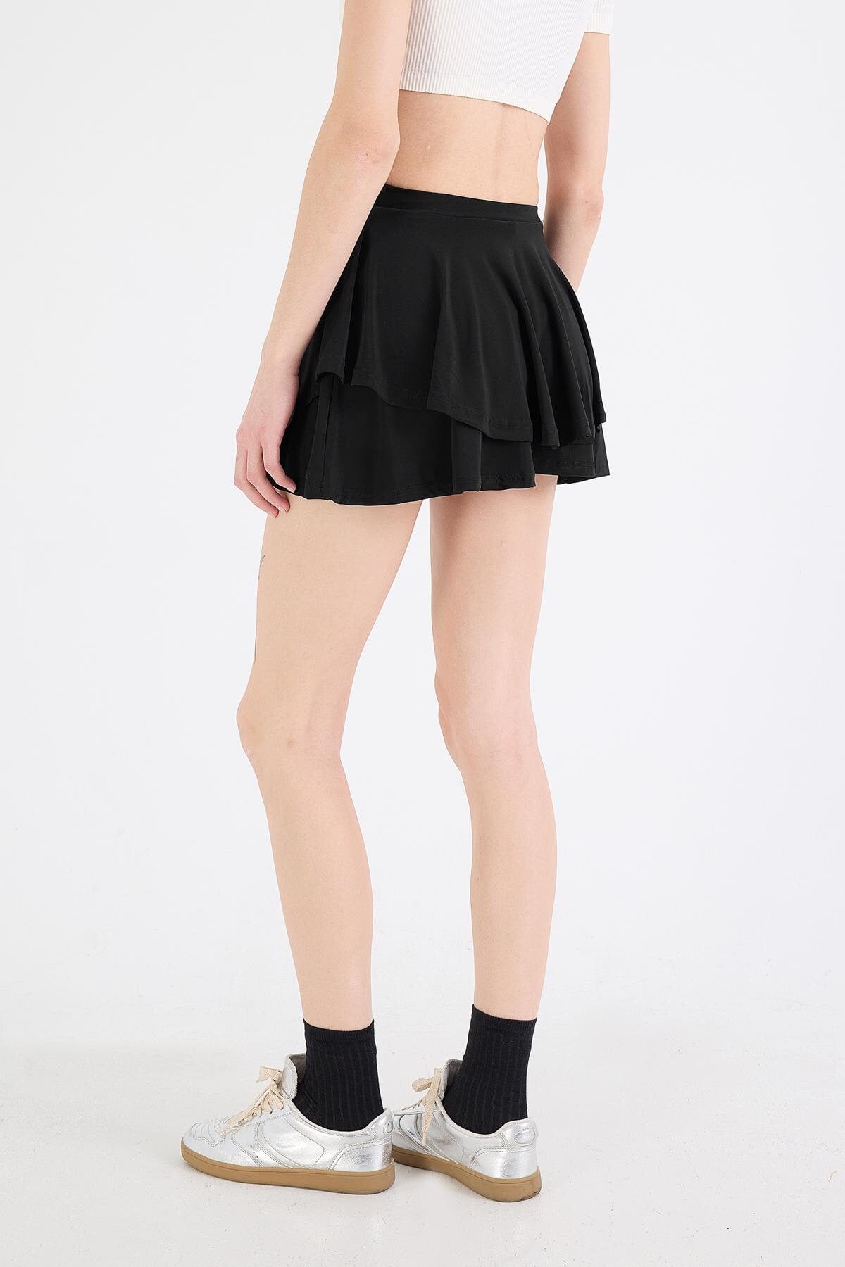 Black_Skort-With-Ruffle-addax
