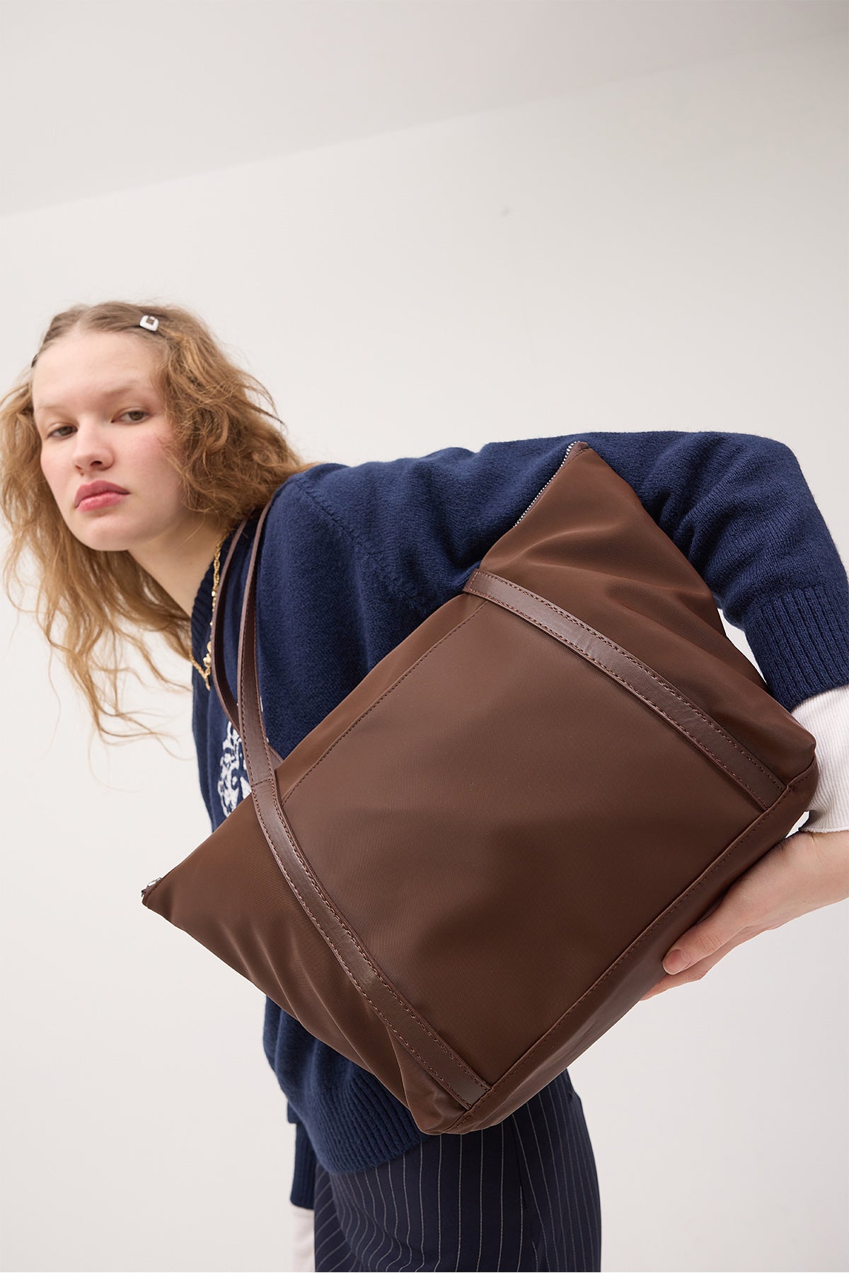 Brown_Shoulder-Bag-with-Strap-addax