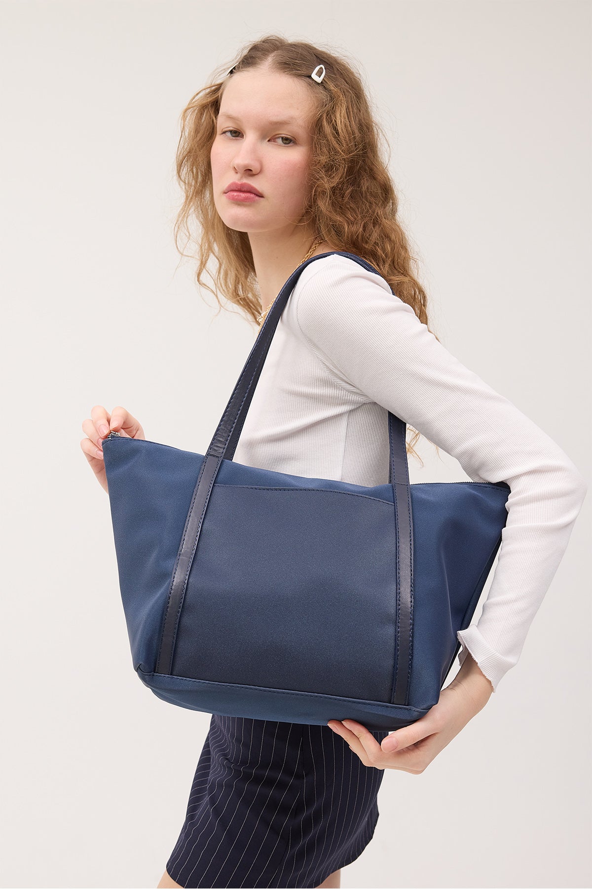 Night-Blue_Shoulder-Bag-with-Strap-addax