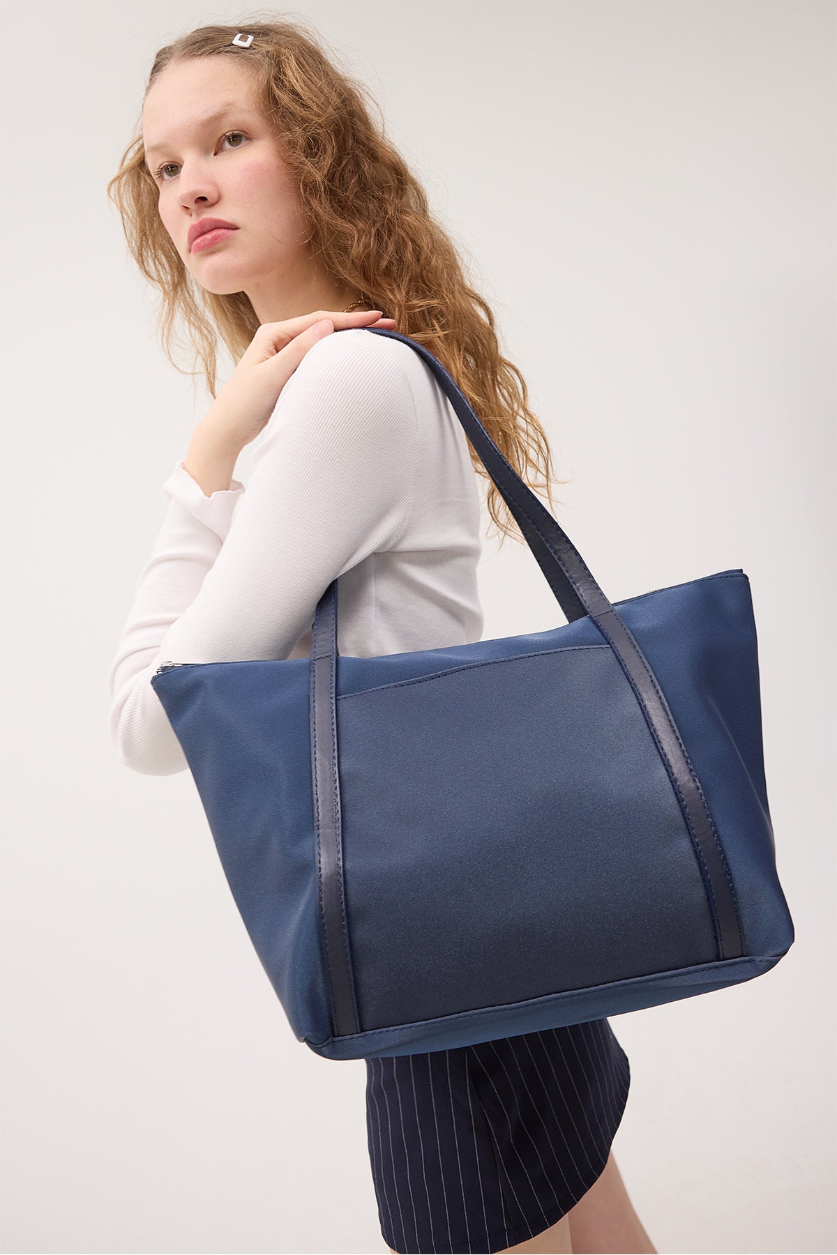 Night-Blue_Shoulder-Bag-with-Strap-addax