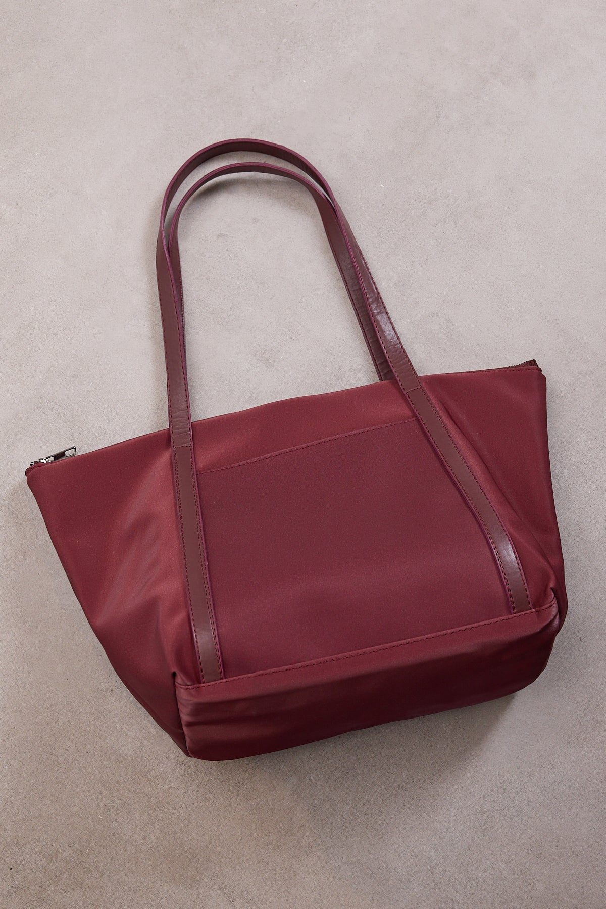 Burgundy_Shoulder-Bag-with-Strap-addax