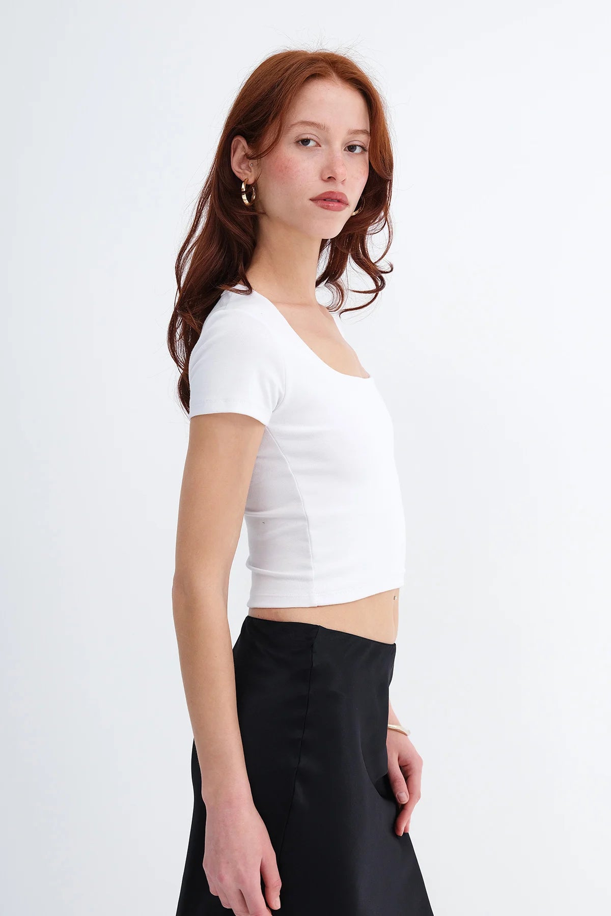 White_Square-Neck-Basic-Blouse-With-Short-Sleeve-addax