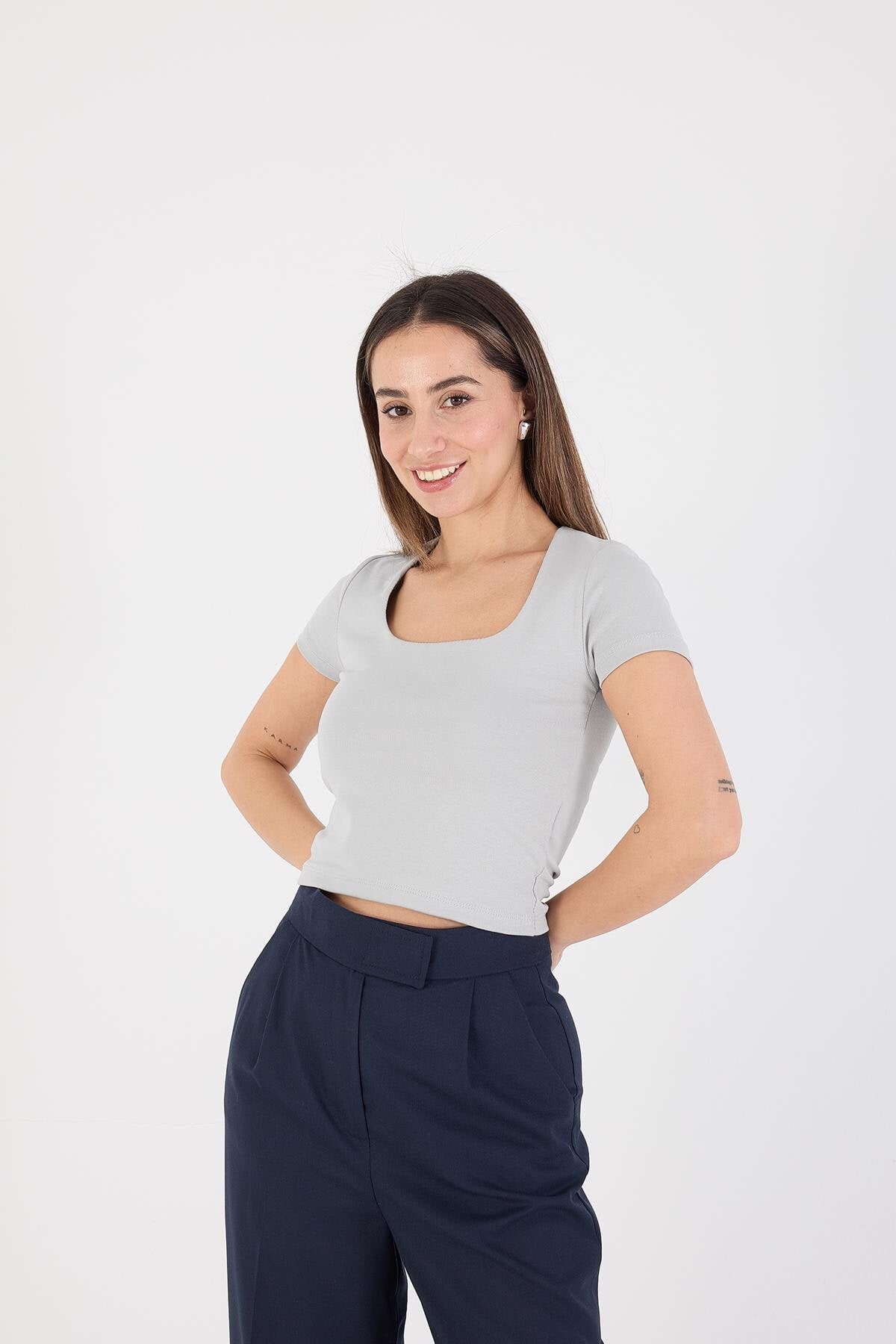 New-Grey_Square-Neck-Basic-Blouse-With-Short-Sleeve-addax