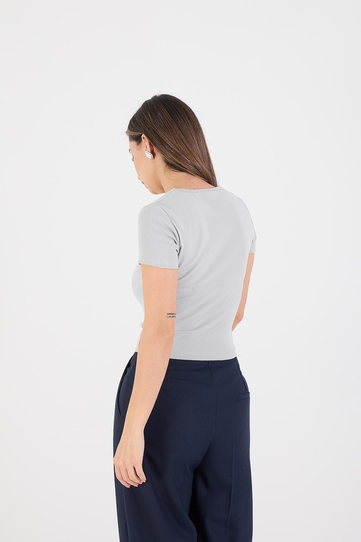New-Grey_Square-Neck-Basic-Blouse-With-Short-Sleeve-addax