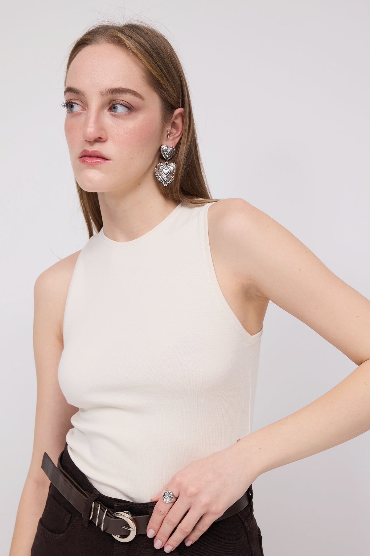 Stone_Halter-Neck-Tank-Top-addax