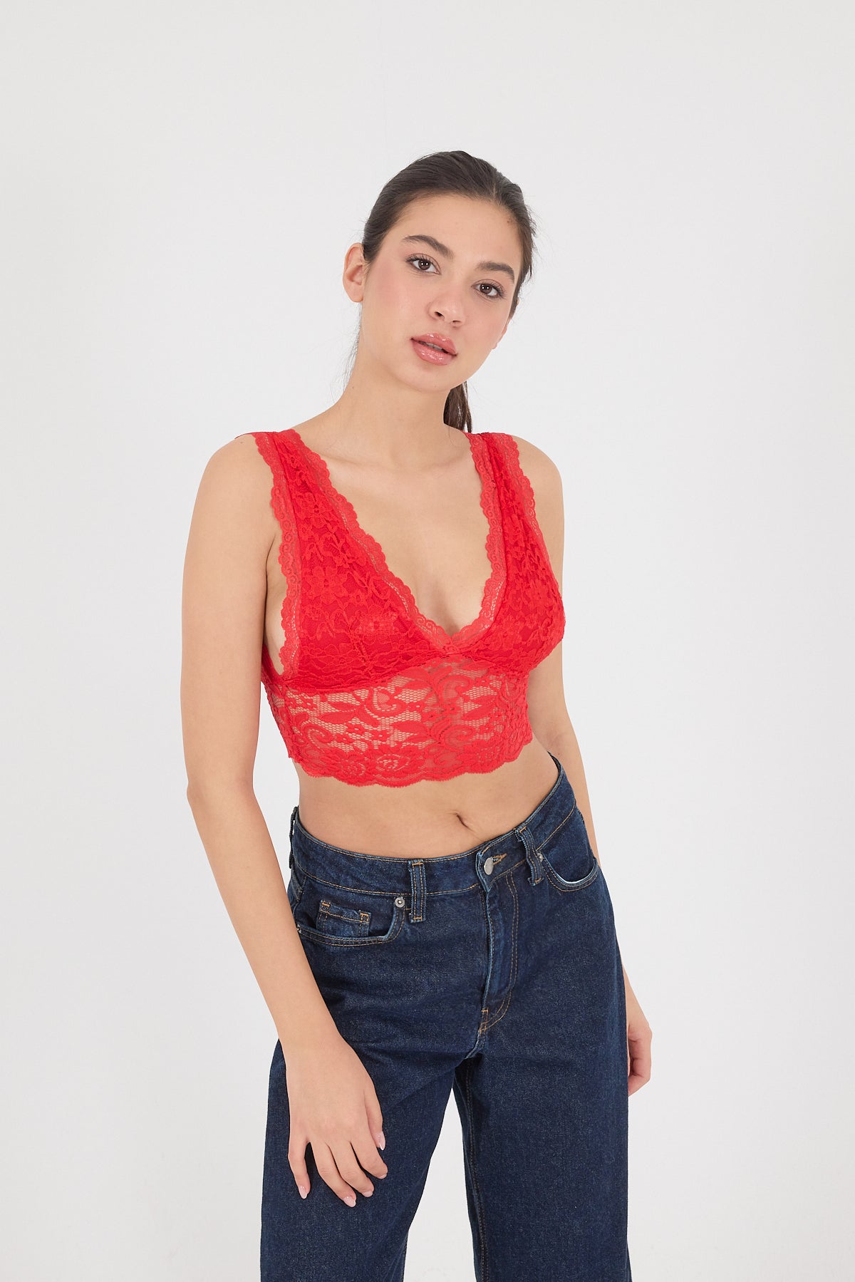 Red_Thick-Strap-Lace-Bustier-addax