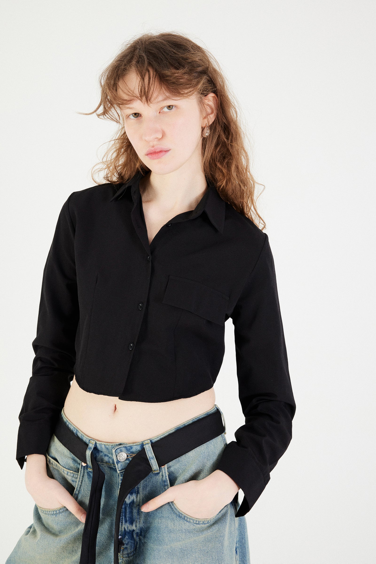 Black_Crop-Shirt-with-Pocket-Detail-addax