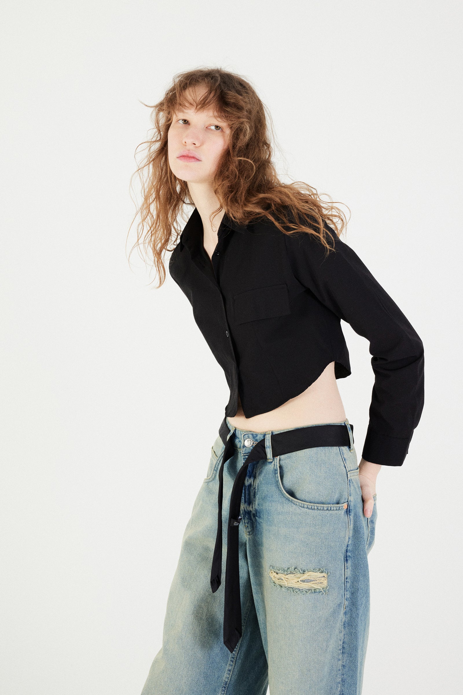 Black_Crop-Shirt-with-Pocket-Detail-addax
