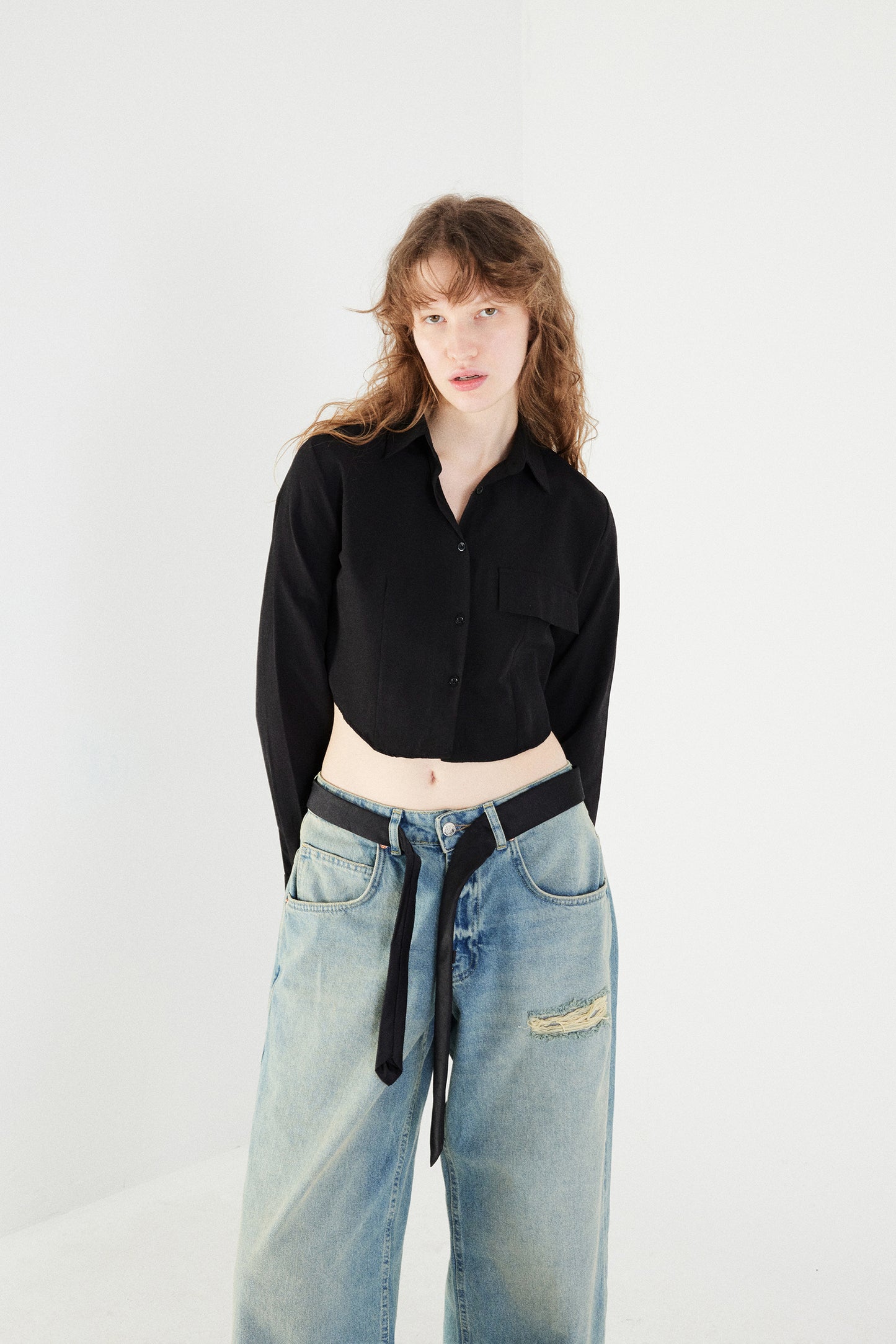 Black_Crop-Shirt-with-Pocket-Detail-addax