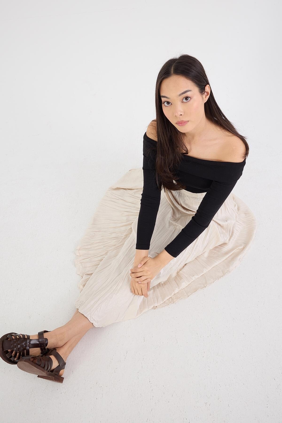 Beige_Long-Skirt-With-Elastic-Waist-addax