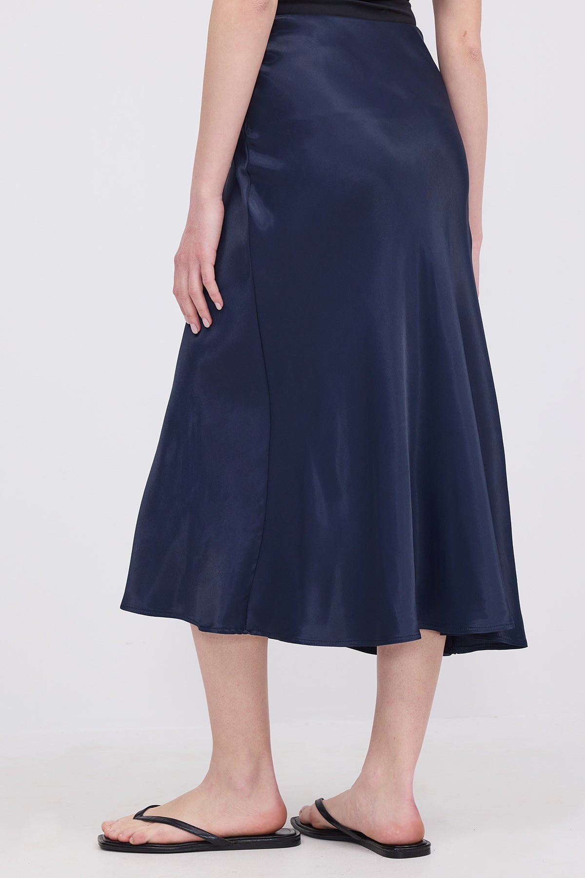 Dark-Night-Blue_Satin-Midi-Skirt-addax