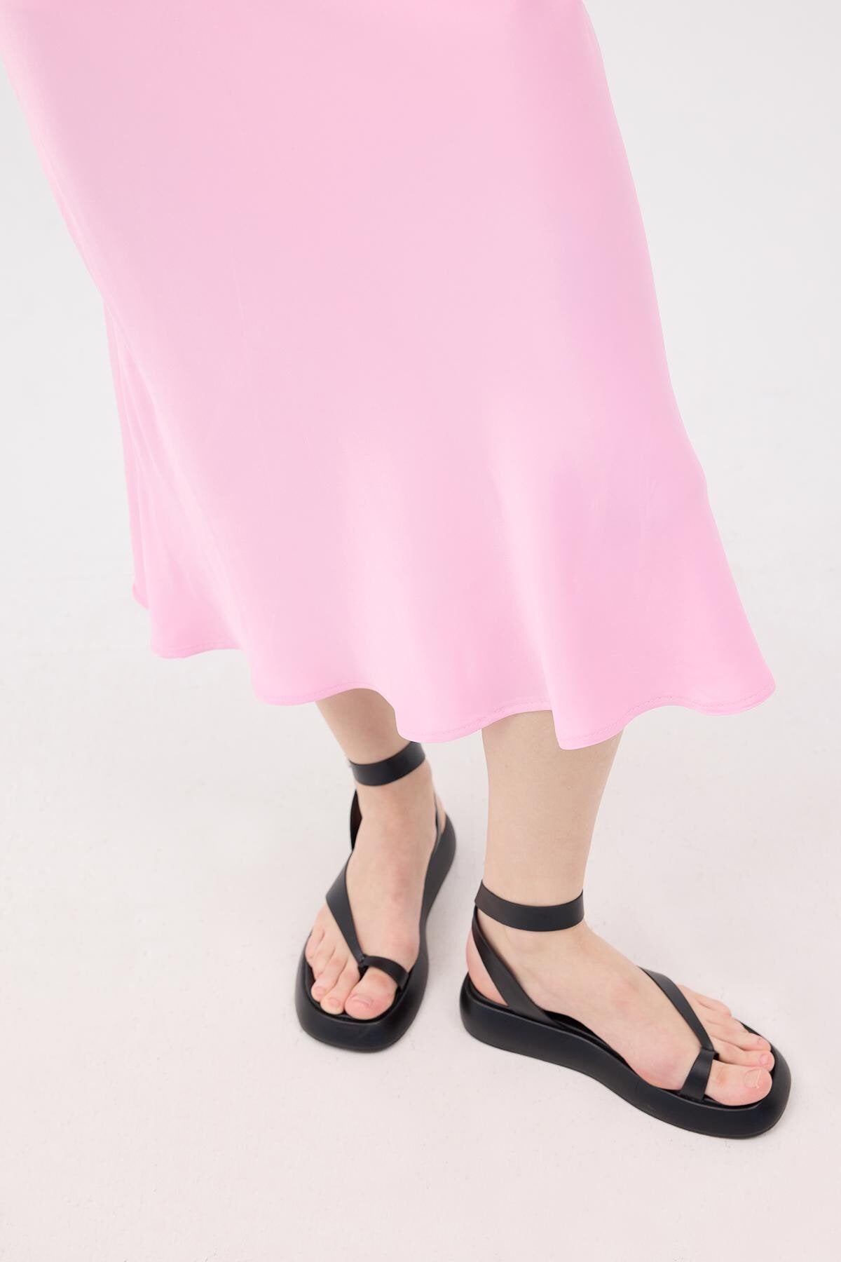 Sugar-Pink_Satin-Midi-Skirt-addax